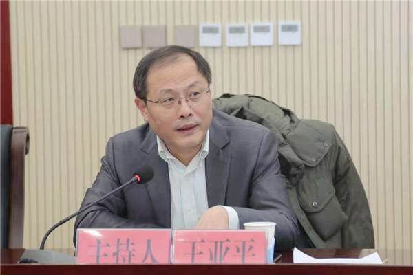 我校推广处处长王亚平主持揭牌仪式_副本.jpg