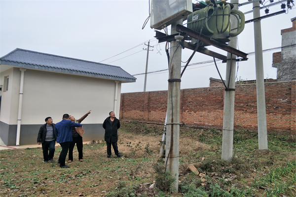 检查变压器安全.jpg