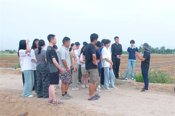 实践教学.jpg