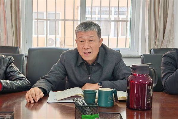 党委书记吴继东作点评讲话.jpg