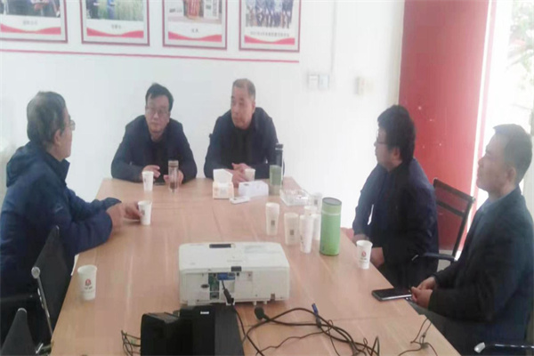 c5286d702baa4b5f96411201f8a36c50.jpg 商议引水路径.jpg